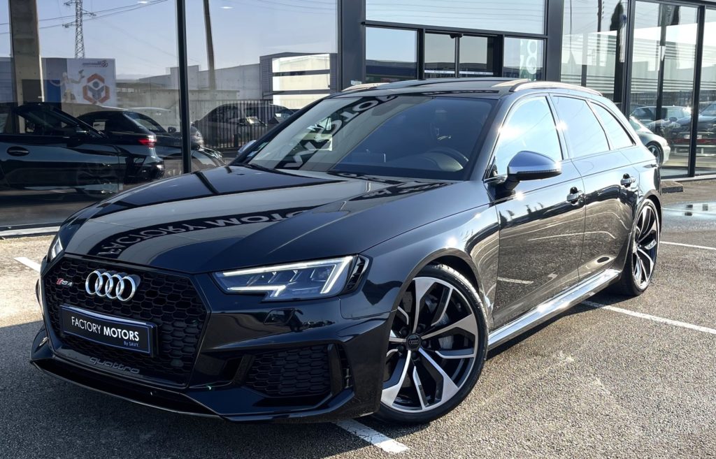 AUDI RS4 AVANT B8 450Cv Noire